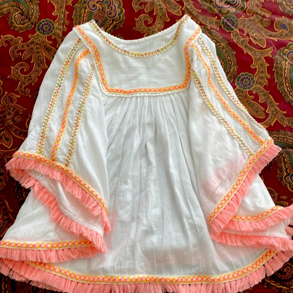 Girls shawl/top size XS (4/5).  Cat & Jack.